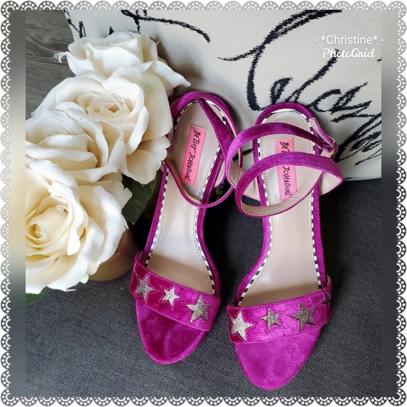 Betsey Johnson Star Platform Sandal - Picture 6 of 7